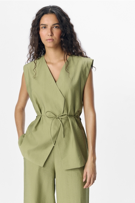 Object objyui lo waistcoat 137
